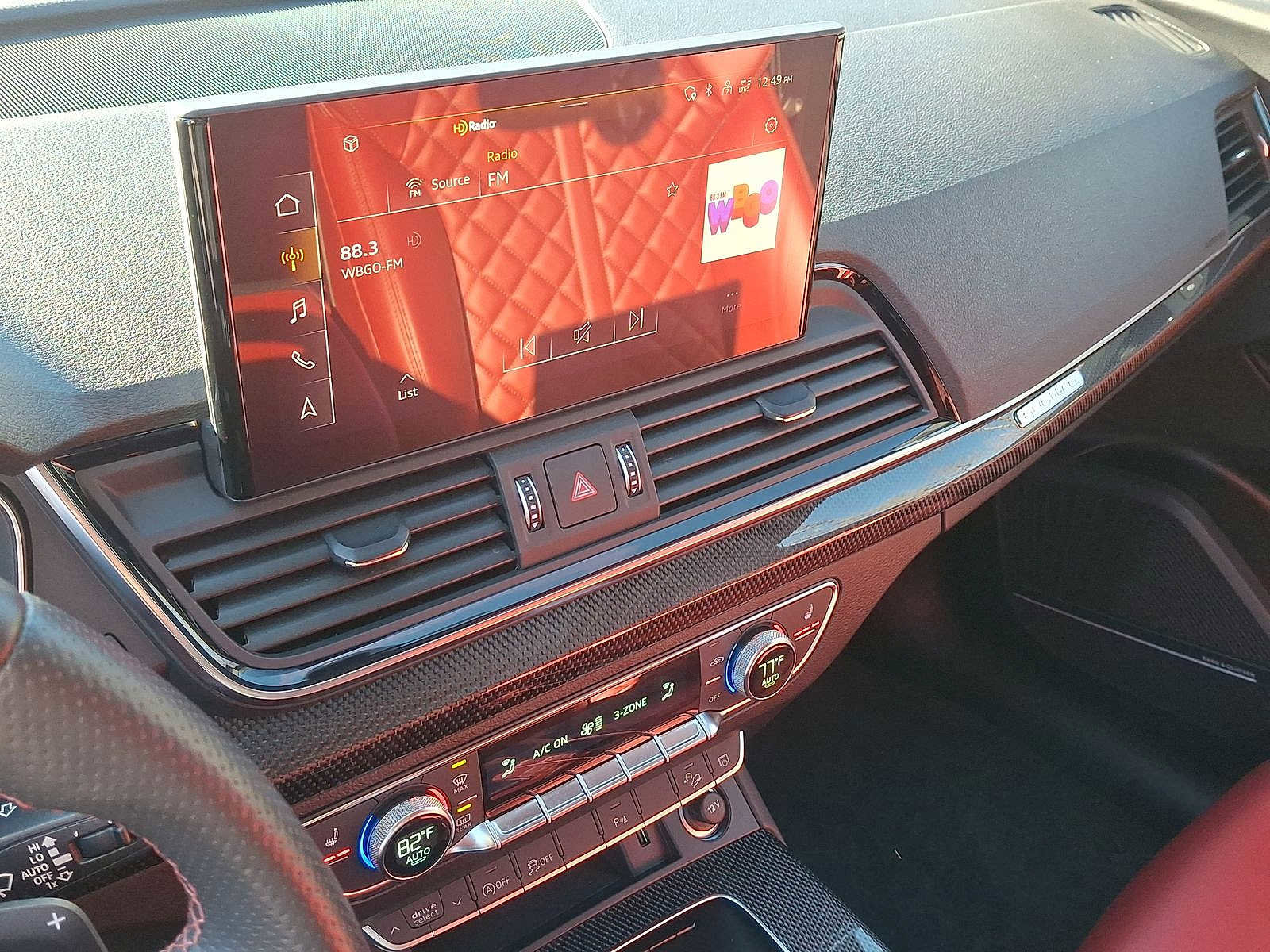 Used 2023 Audi SQ5 Premium Plus w/ Premium Plus Package image 14