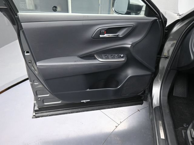 Certified 2023 Toyota Crown AWD/4WD image 20