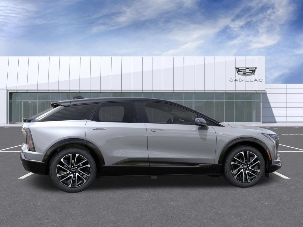 New 2026 Cadillac Optiq Sport 1 w/ LPO, Floor Liner Package AWD/4WD image 5