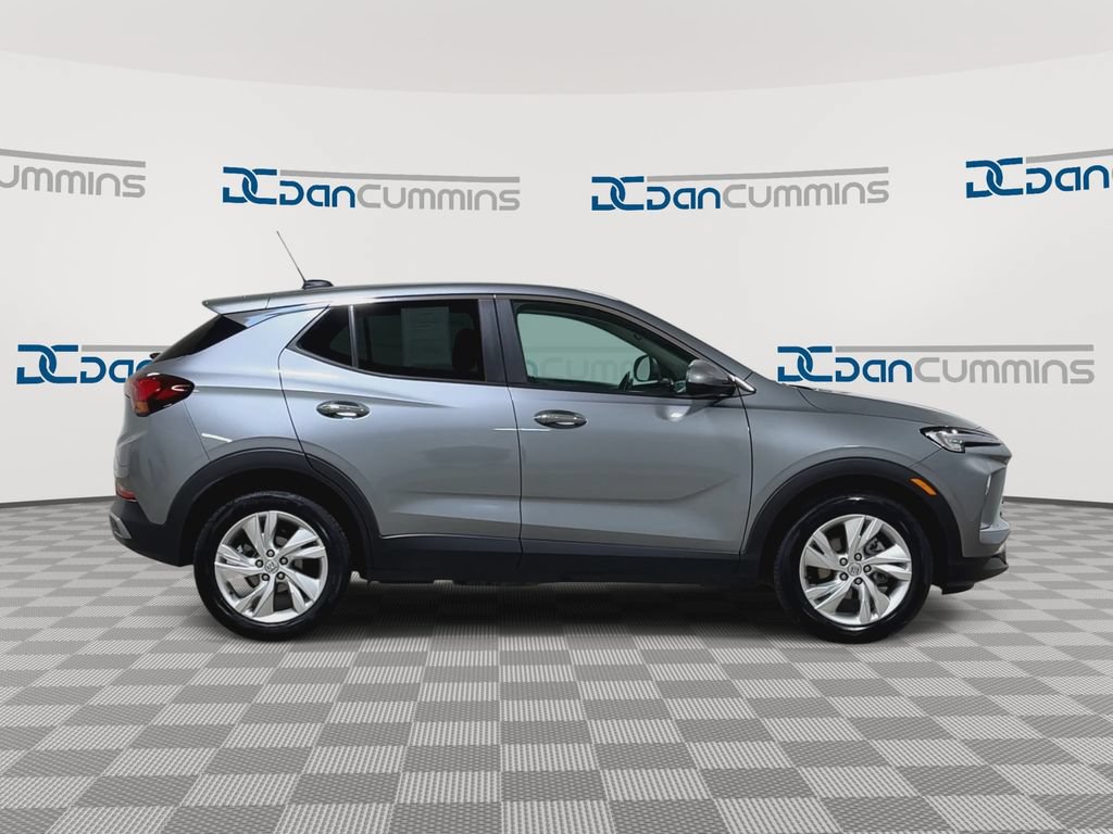 Used 2025 Buick Encore GX Preferred FWD image 2