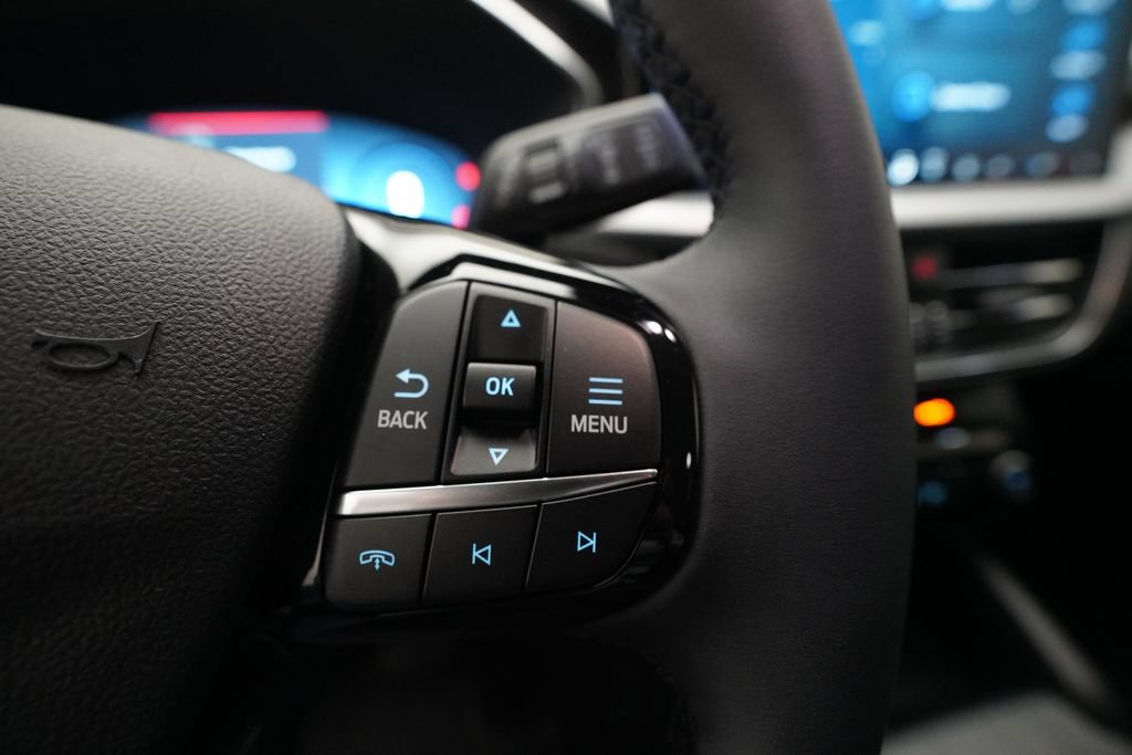 Used 2024 Ford Escape Platinum AWD/4WD image 19