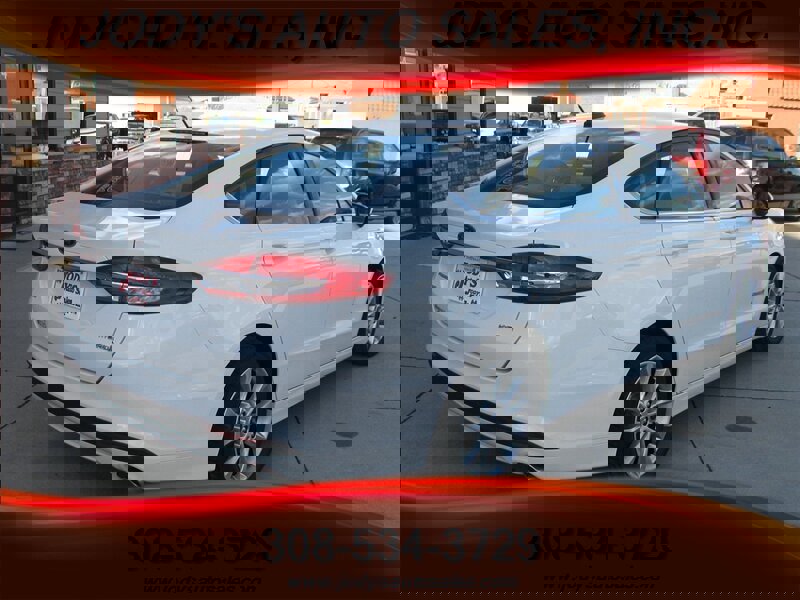 Used 2017 Ford Fusion S image 33