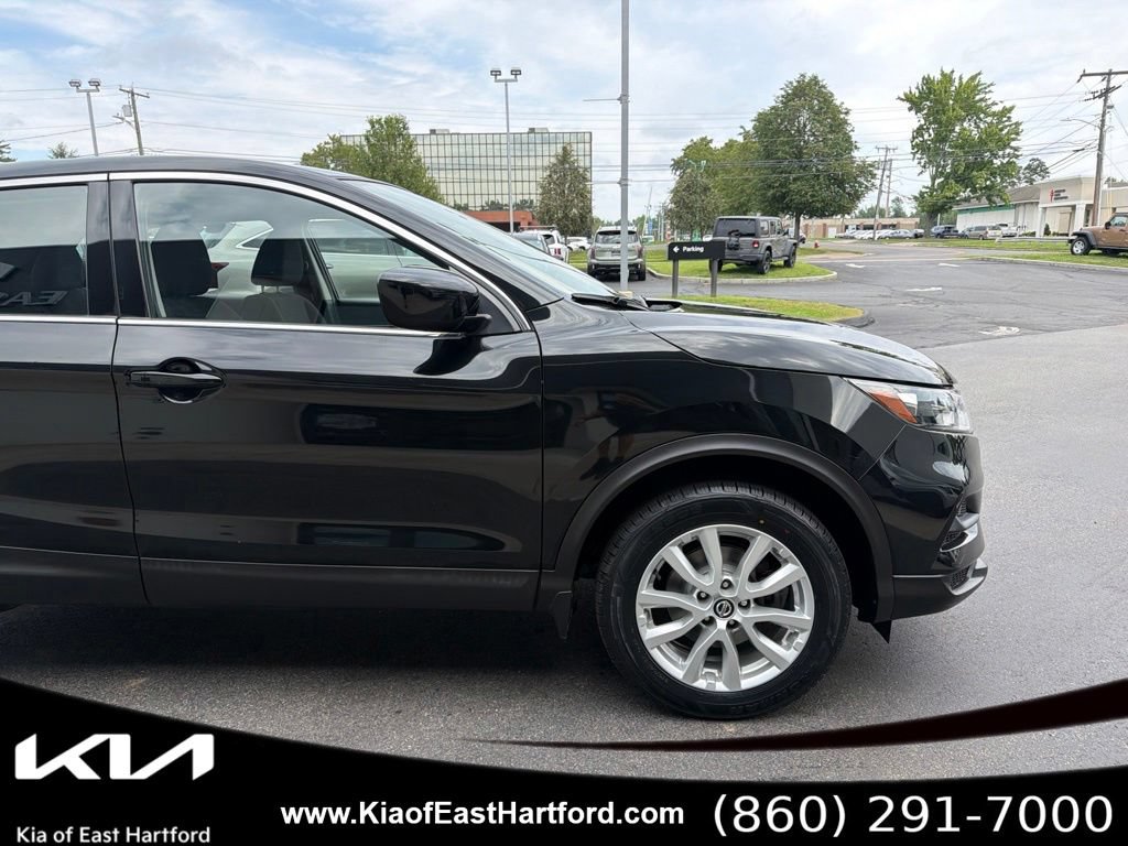 Used 2020 Nissan Rogue Sport S w/ Appearance Package AWD/4WD image 6