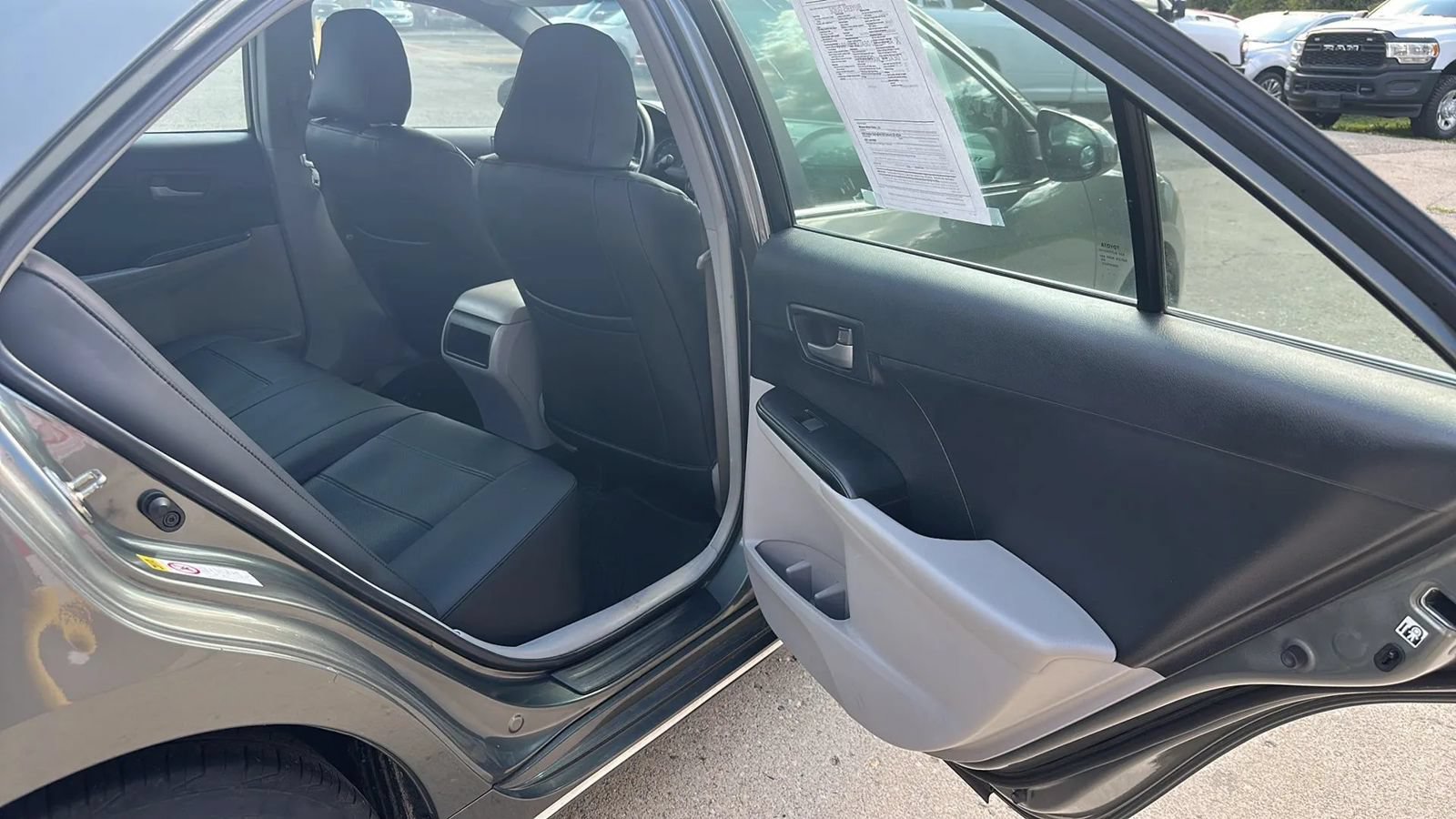 Used 2014 Toyota Camry LE FWD image 16
