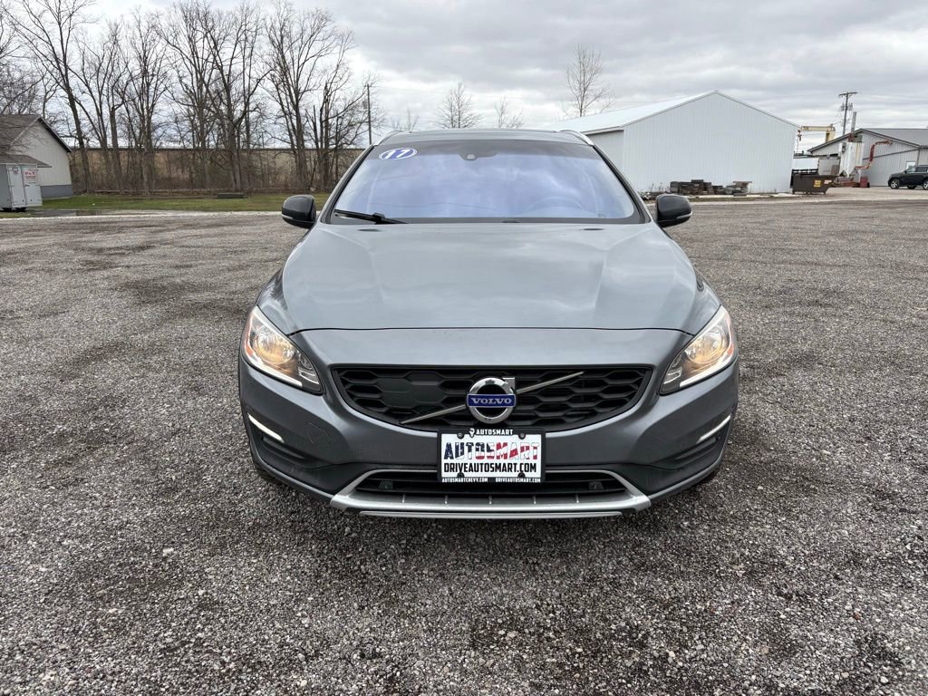 Used 2017 Volvo V60 T5 Cross Country w/ Convenience Package image 25