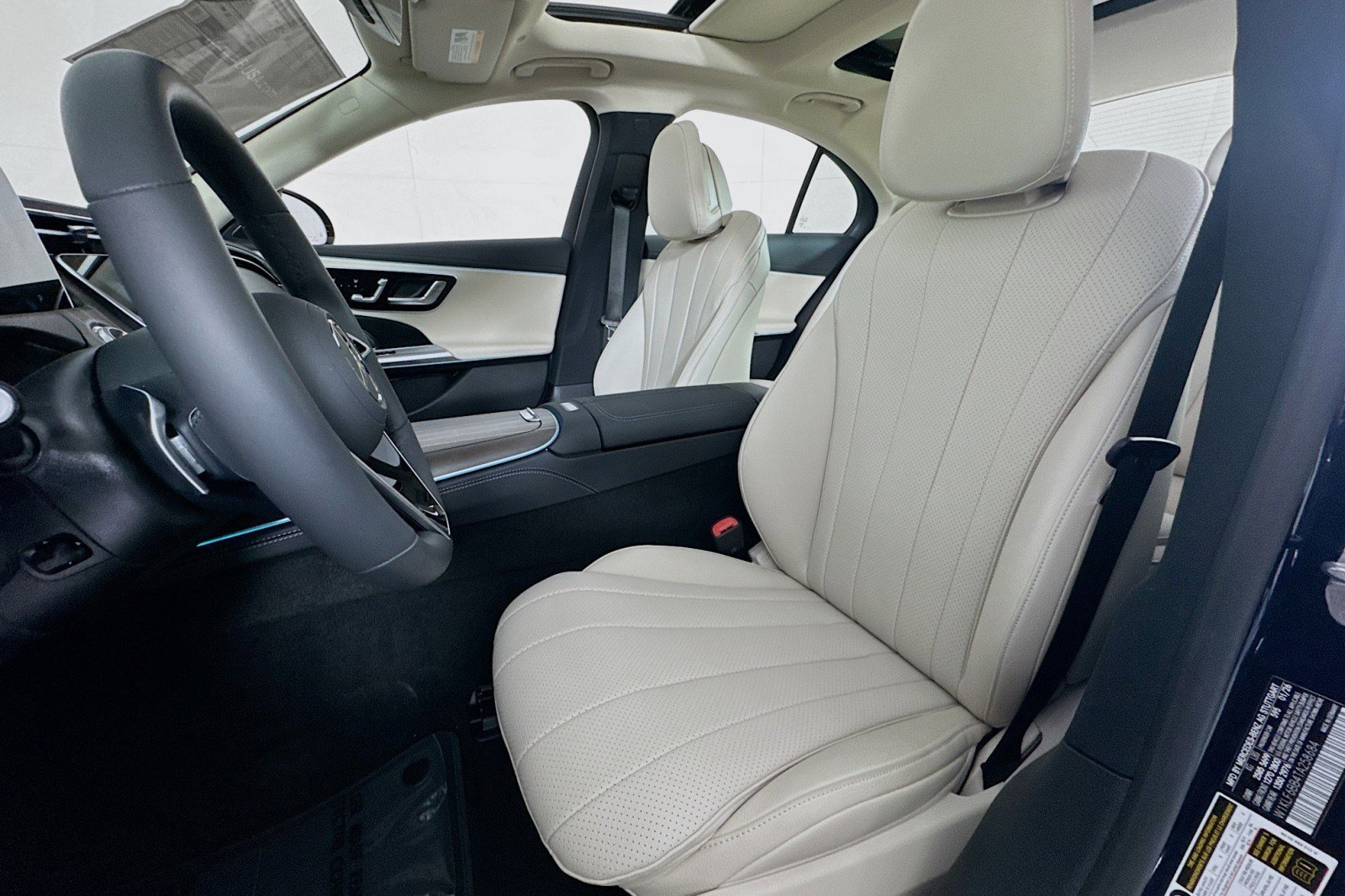 New 2026 Mercedes-Benz E 450 4MATIC Sedan image 16