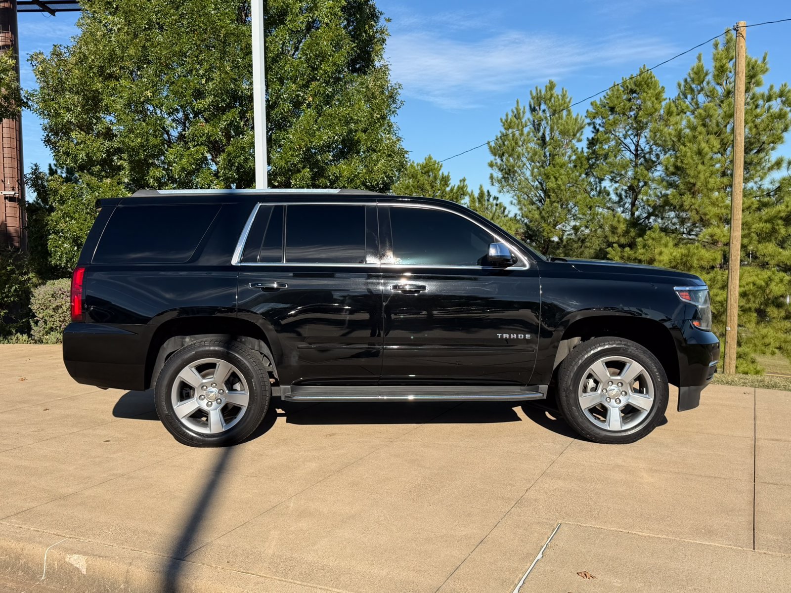 Used 2019 Chevrolet Tahoe Premier RWD image 7