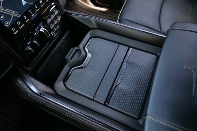 Used 2023 RAM 3500 Limited image 19