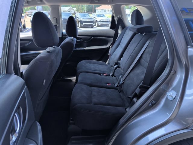 Used 2016 Nissan Rogue S AWD/4WD image 22