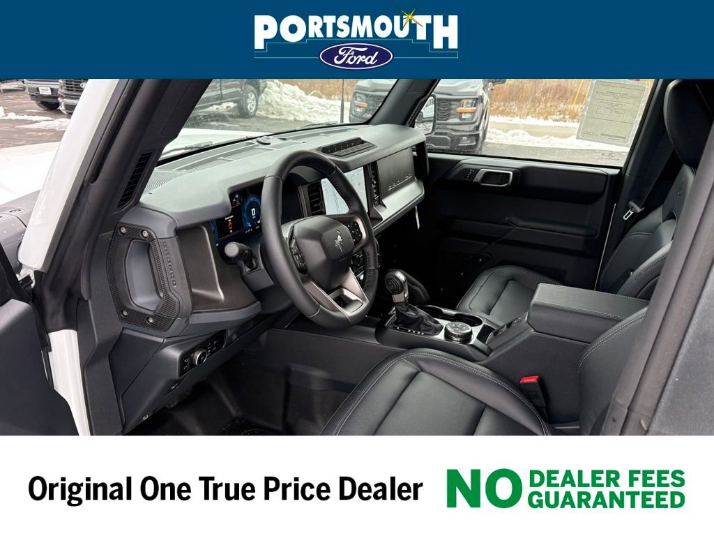 New 2025 Ford Bronco Badlands image 3