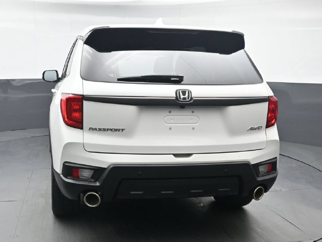 Used 2023 Honda Passport EX-L image 4