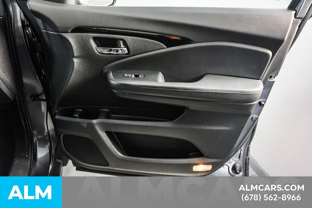 Used 2020 Honda Pilot Touring image 44