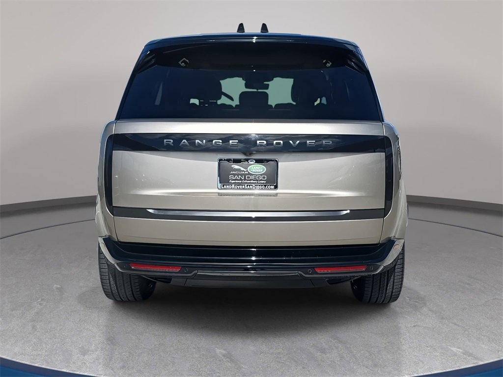 Certified 2024 Land Rover Range Rover Long Wheelbase SE image 6
