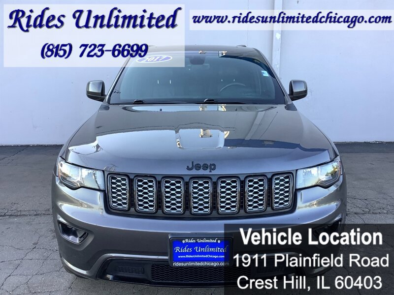 Used 2017 Jeep Grand Cherokee Altitude AWD/4WD image 9