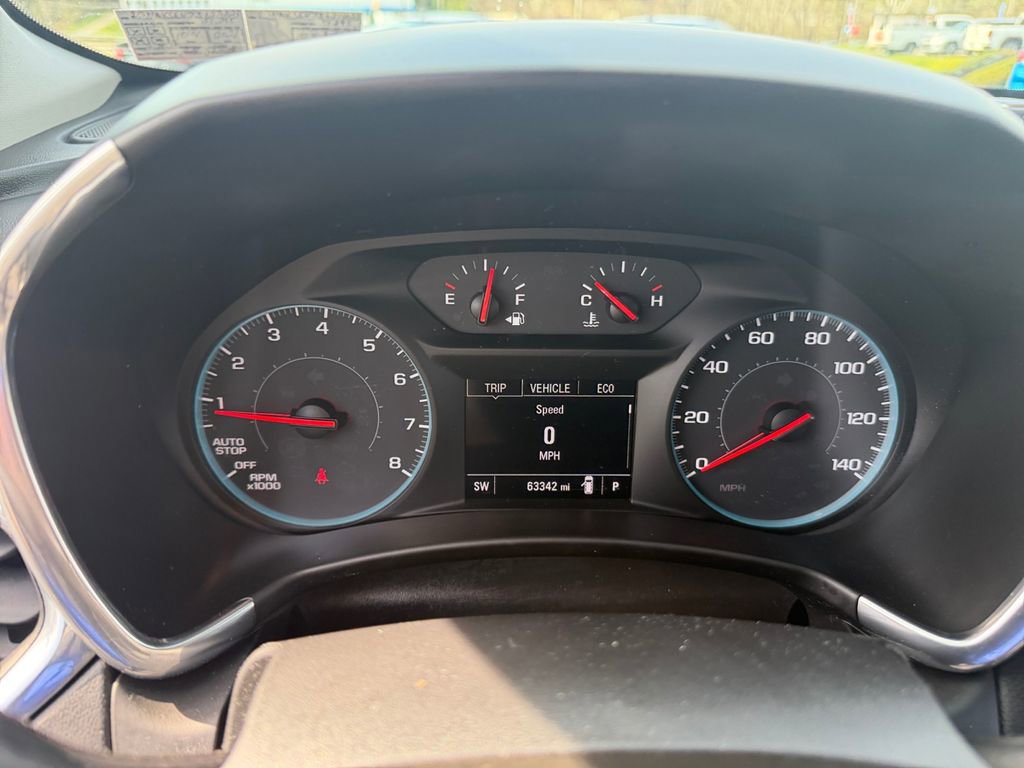 Used 2018 Chevrolet Equinox LT image 16