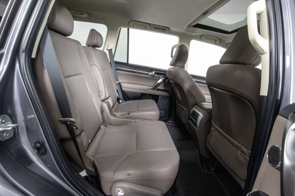 Used 2023 Lexus GX 460 Luxury image 12
