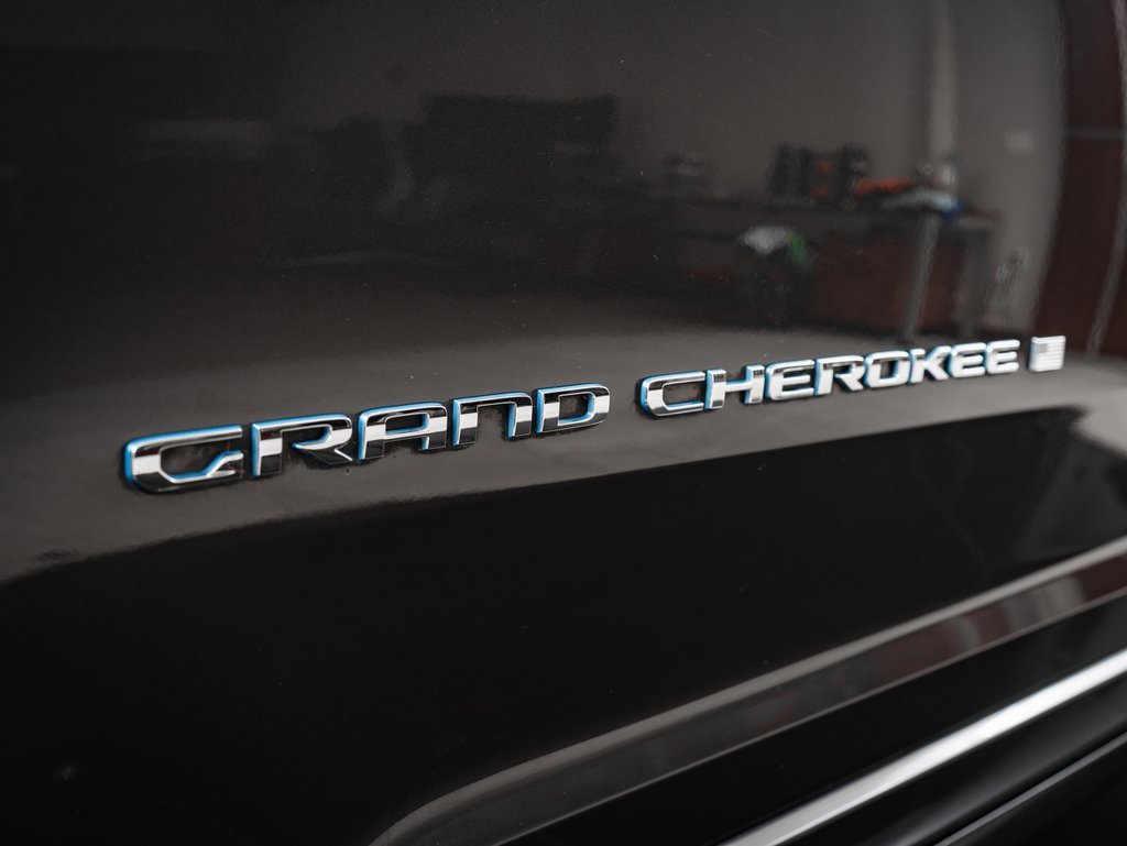 Used 2022 Jeep Grand Cherokee Overland image 17