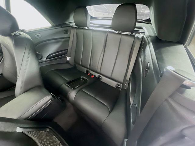 Used 2017 BMW 230i Convertible image 26