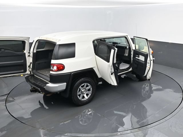 Used 2014 Toyota FJ Cruiser 4WD w/ Upgrade Package image 26