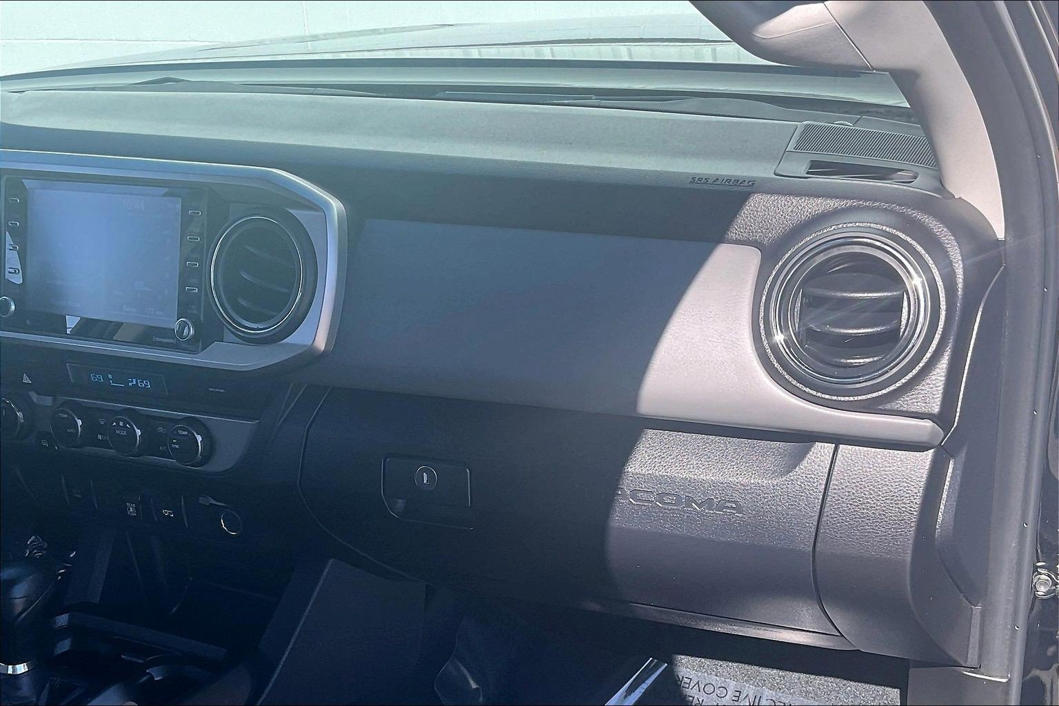 Used 2023 Toyota Tacoma SR5 image 21