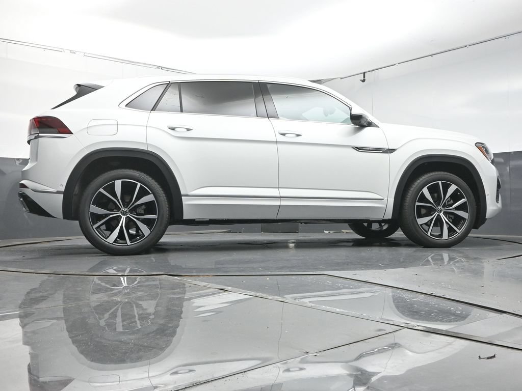 New 2026 Volkswagen Atlas Cross Sport SEL Premium R-Line AWD/4WD image 47