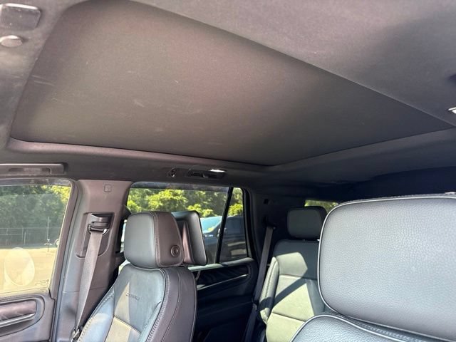 Used 2021 GMC Yukon Denali w/ Denali Ultimate Package AWD/4WD image 16