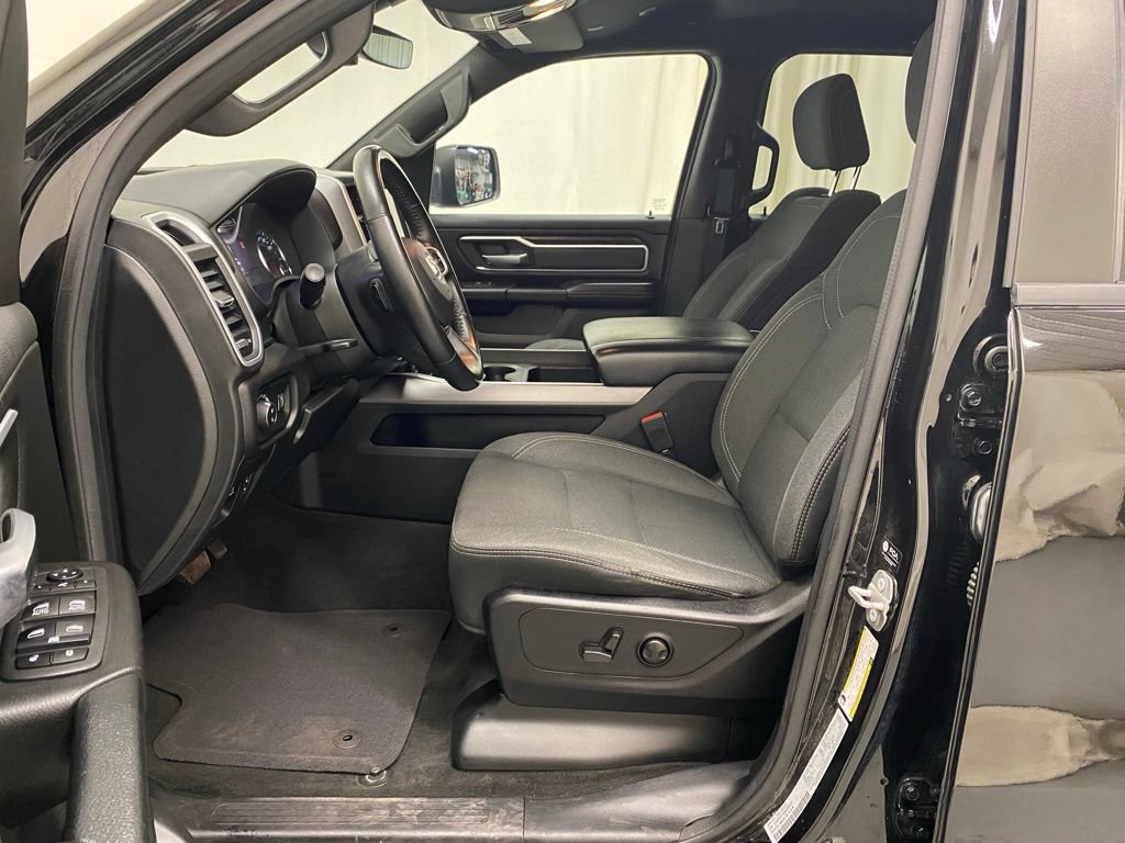 Used 2022 RAM 1500 Big Horn AWD/4WD image 14