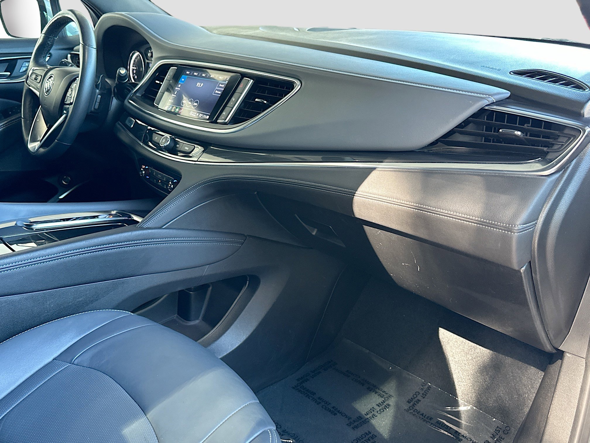 Used 2024 Buick Enclave Essence w/ Sport Touring Edition image 28