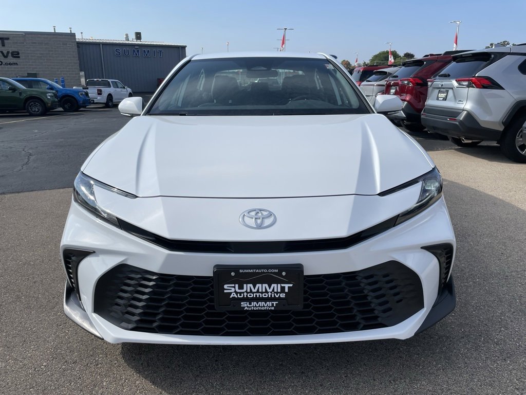 Used 2025 Toyota Camry SE image 23