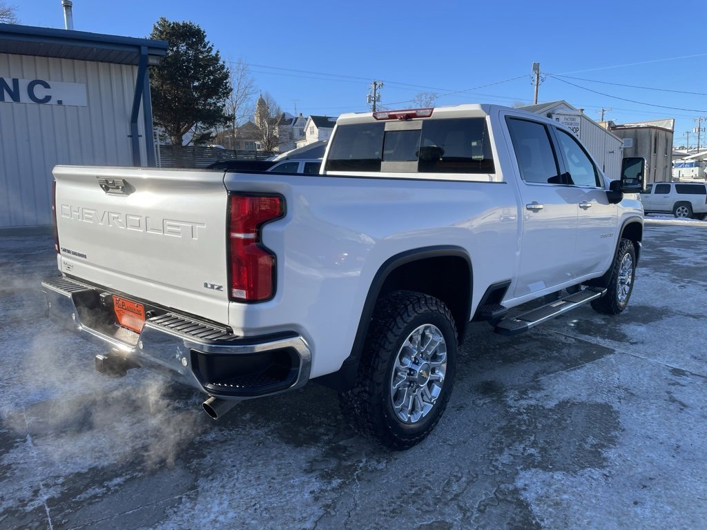 Used 2024 Chevrolet Silverado 3500 LTZ w/ LTZ Plus Package image 19