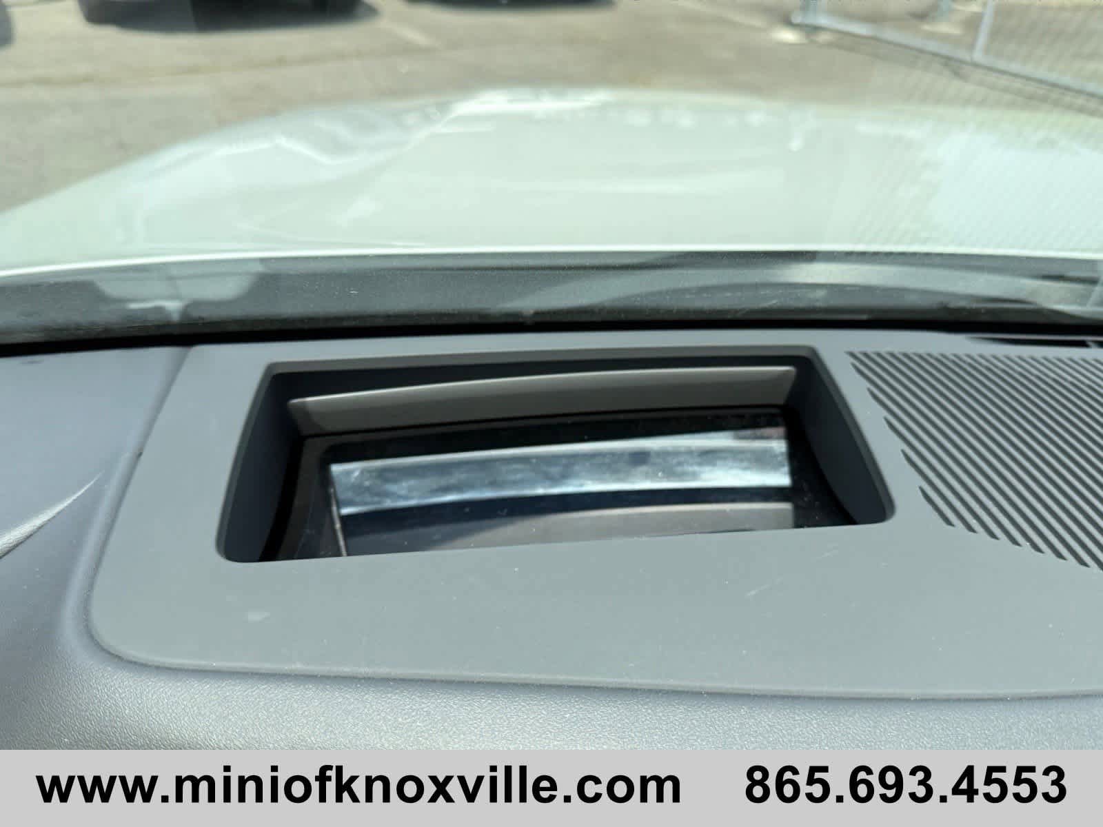 Used 2025 BMW 530i xDrive AWD/4WD image 30