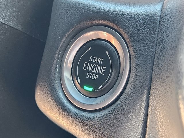 Used 2021 Chevrolet Suburban LT RWD image 20