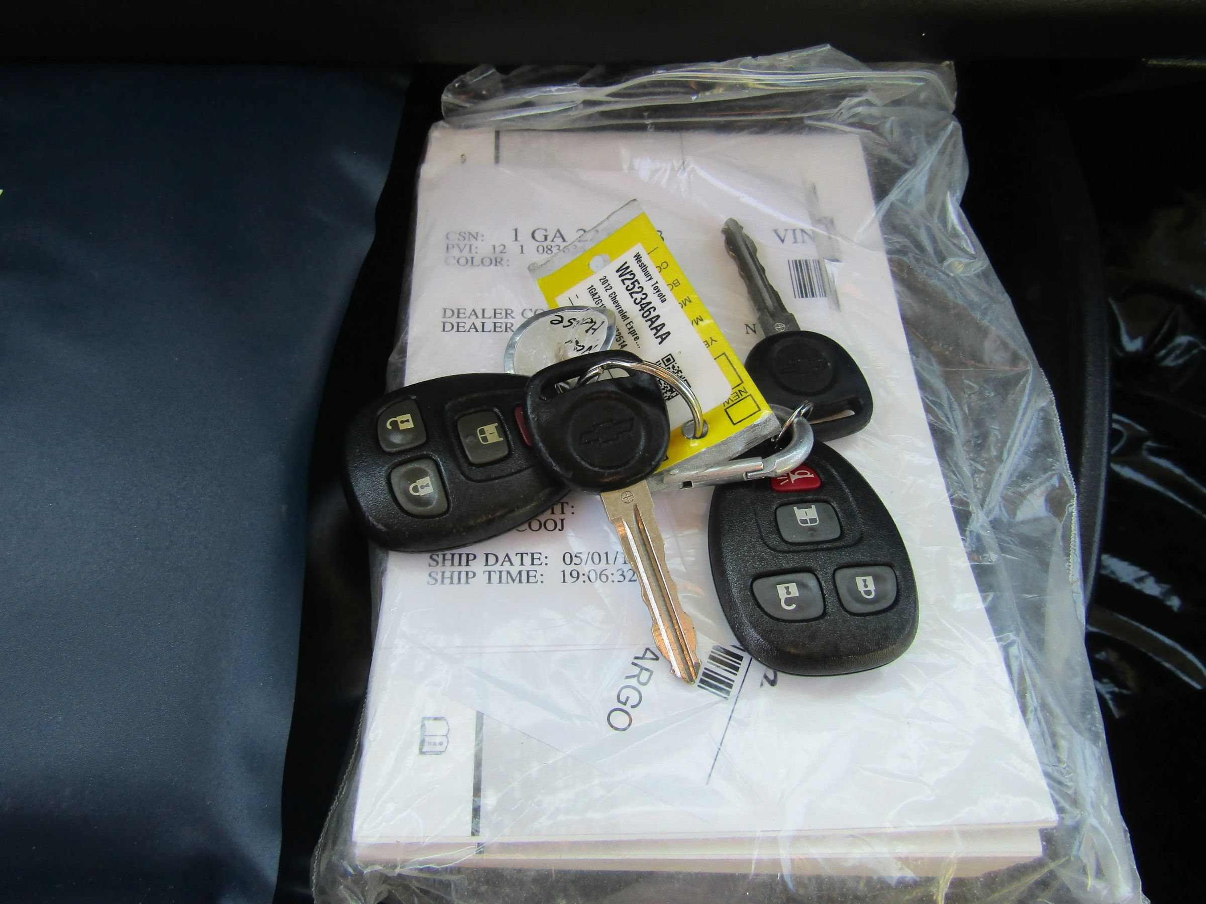 Used 2012 Chevrolet Express 3500 LT w/ LT Preferred Equipment Group RWD image 32