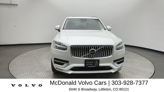 Certified 2024 Volvo XC90 B6 Plus AWD/4WD image 3