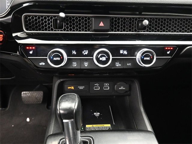 Used 2022 Honda Civic Touring image 28