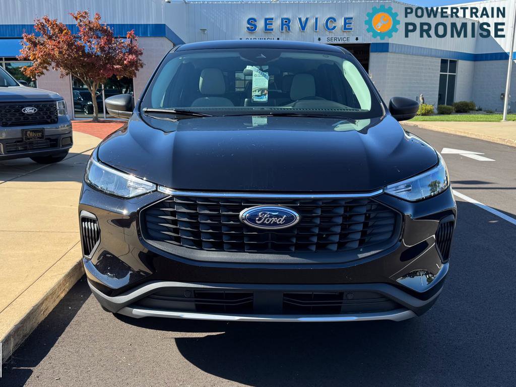 New 2026 Ford Escape Active image 2