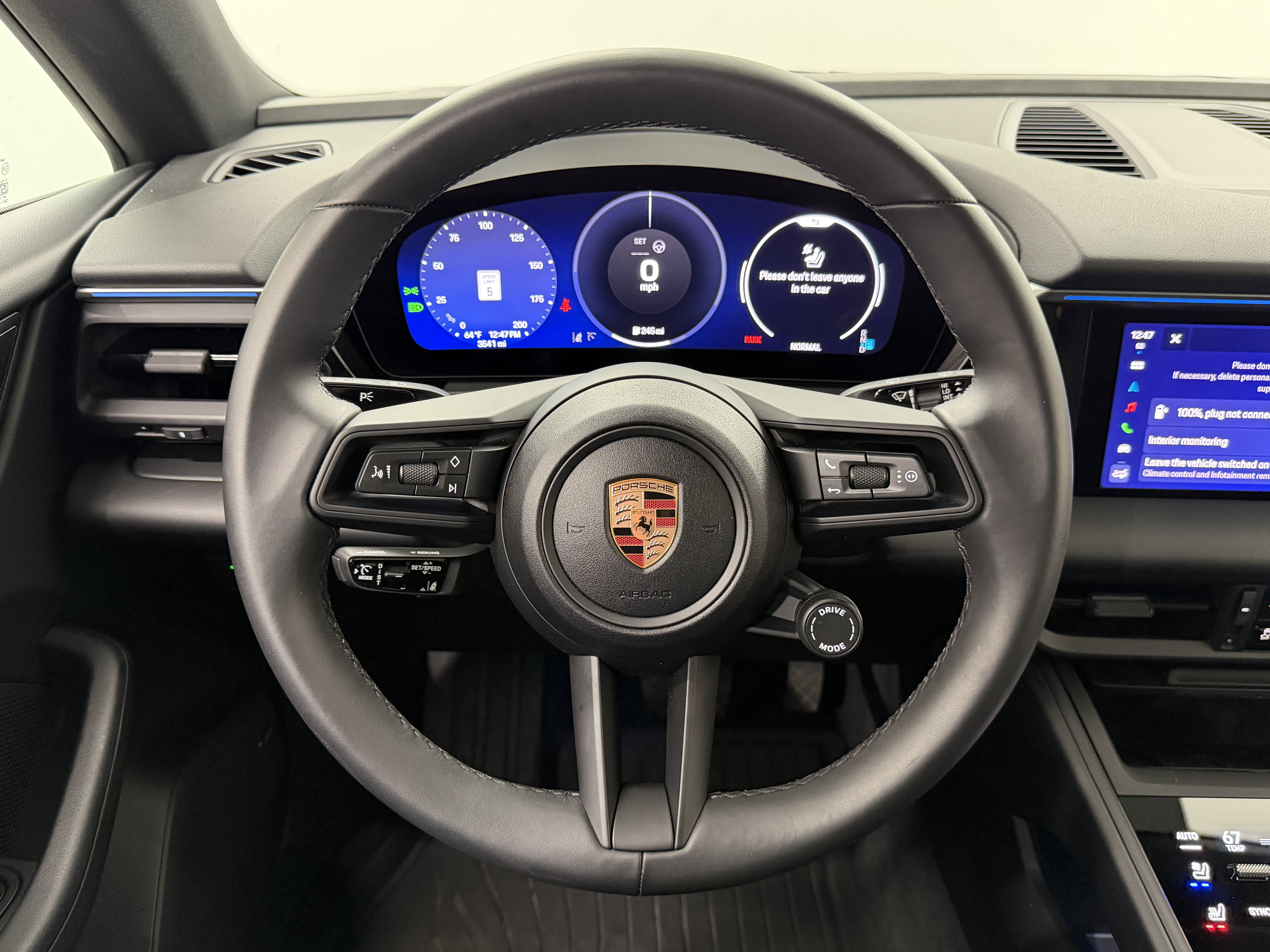 Certified 2025 Porsche Macan Electric RWD image 43