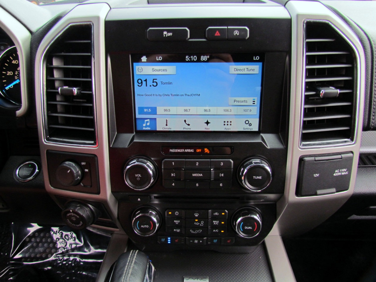 Used 2017 Ford F150 Lariat image 36