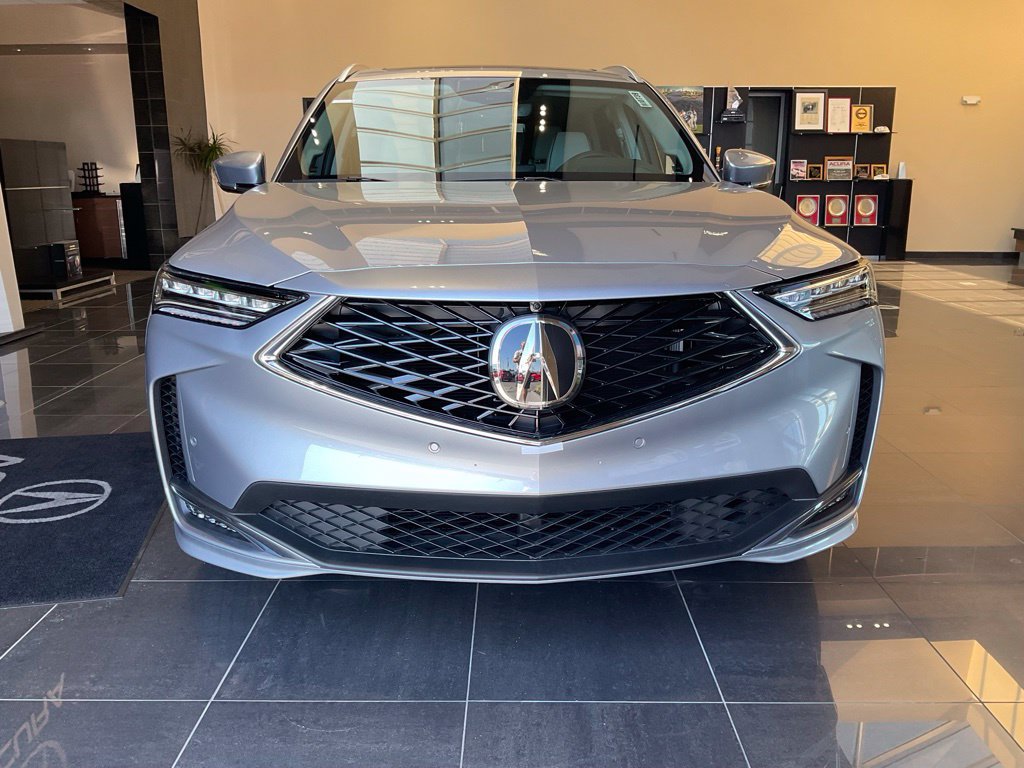 New 2026 Acura MDX w/ Advance Package AWD/4WD image 2
