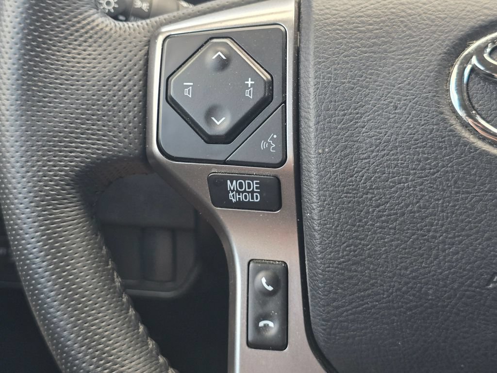 Certified 2023 Toyota Tacoma SR5 AWD/4WD image 32