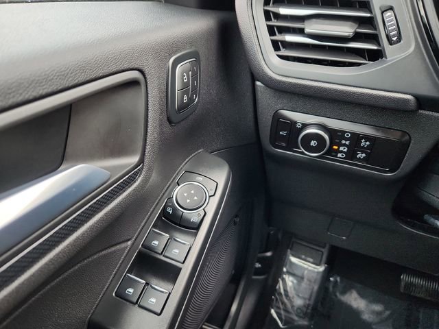 Used 2025 Ford Escape ST-Line Elite w/ Premium Technology Package image 38