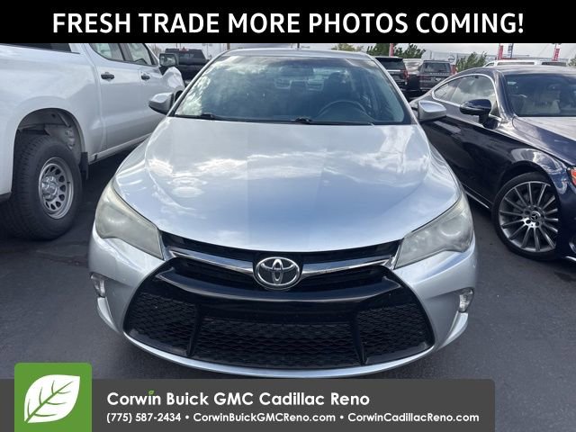 Used 2017 Toyota Camry SE w/ Four Season Floor Mat Package image 2