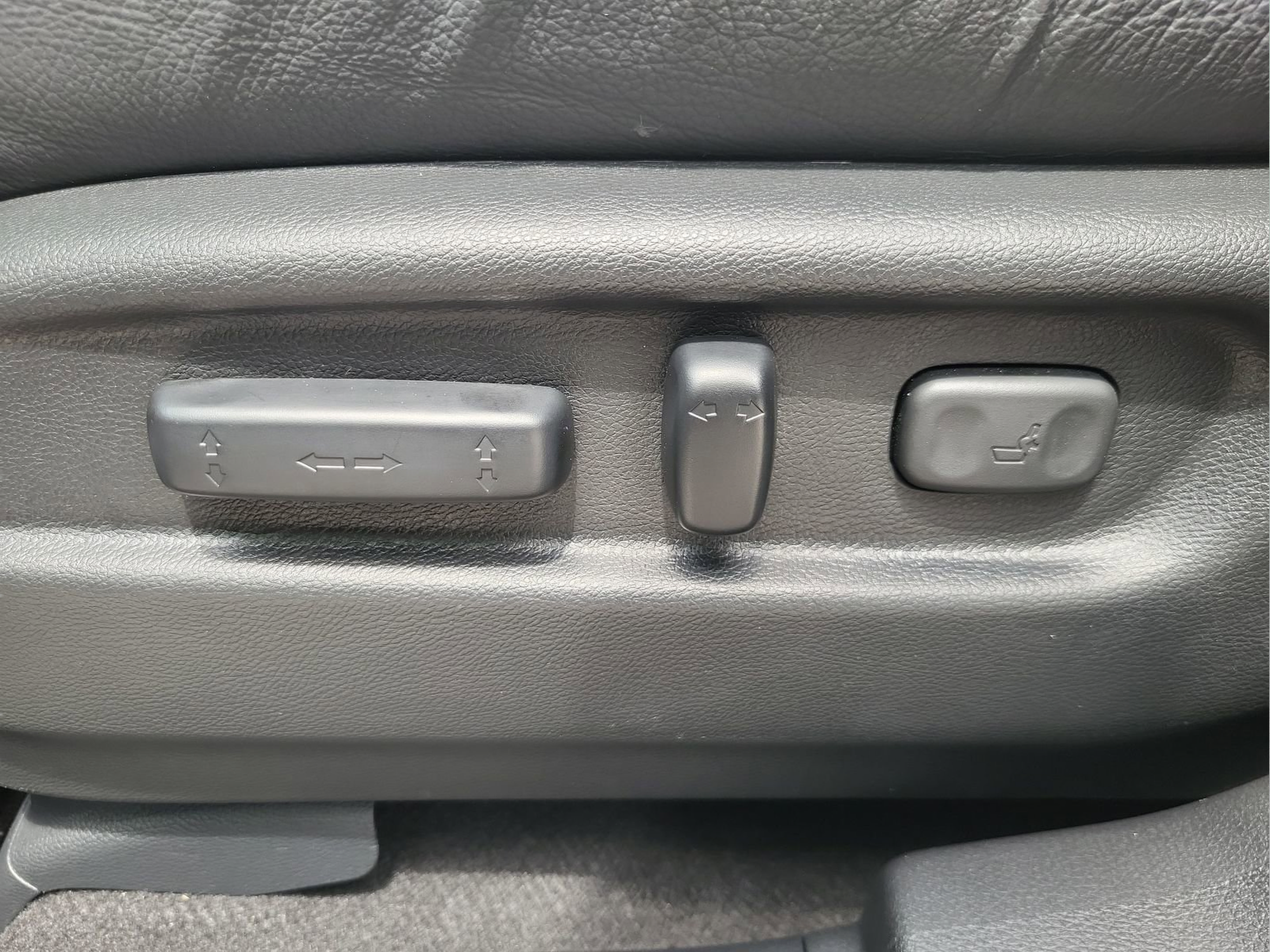 Used 2024 Honda Passport Black Edition image 15