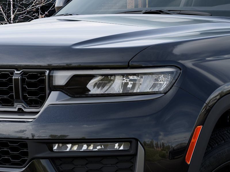 New 2026 Jeep Grand Cherokee L Limited AWD/4WD image 10