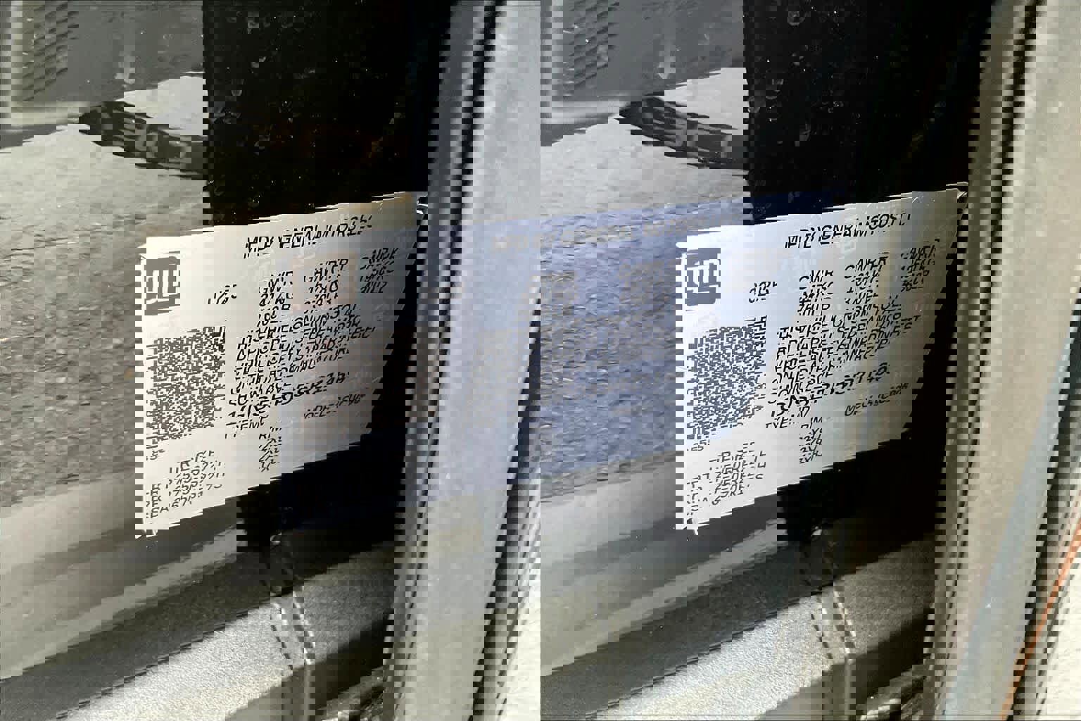 Certified 2025 Chevrolet Suburban RST image 31