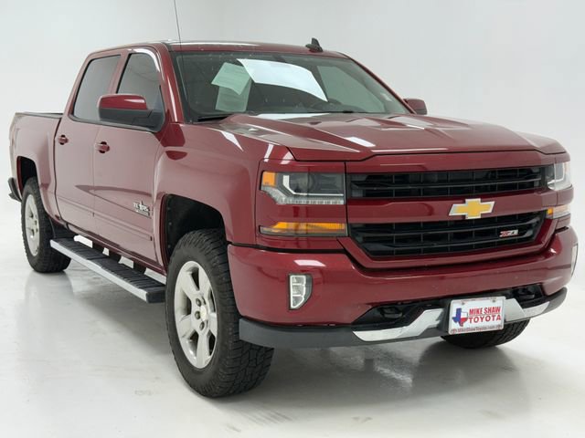 Used 2018 Chevrolet Silverado 1500 LT w/ Texas Edition image 2