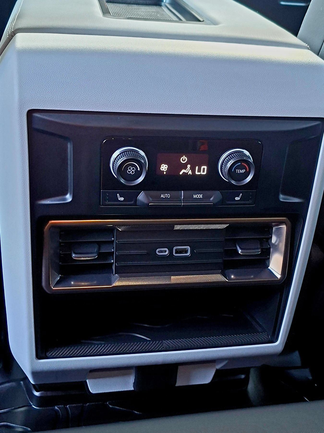 Used 2025 GMC Hummer EV 2X AWD/4WD image 26