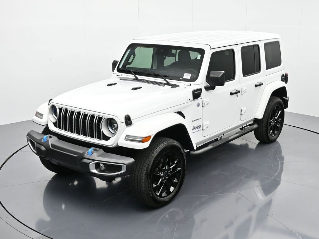 Used 2024 Jeep Wrangler Unlimited Sahara w/ Safety Group image 31