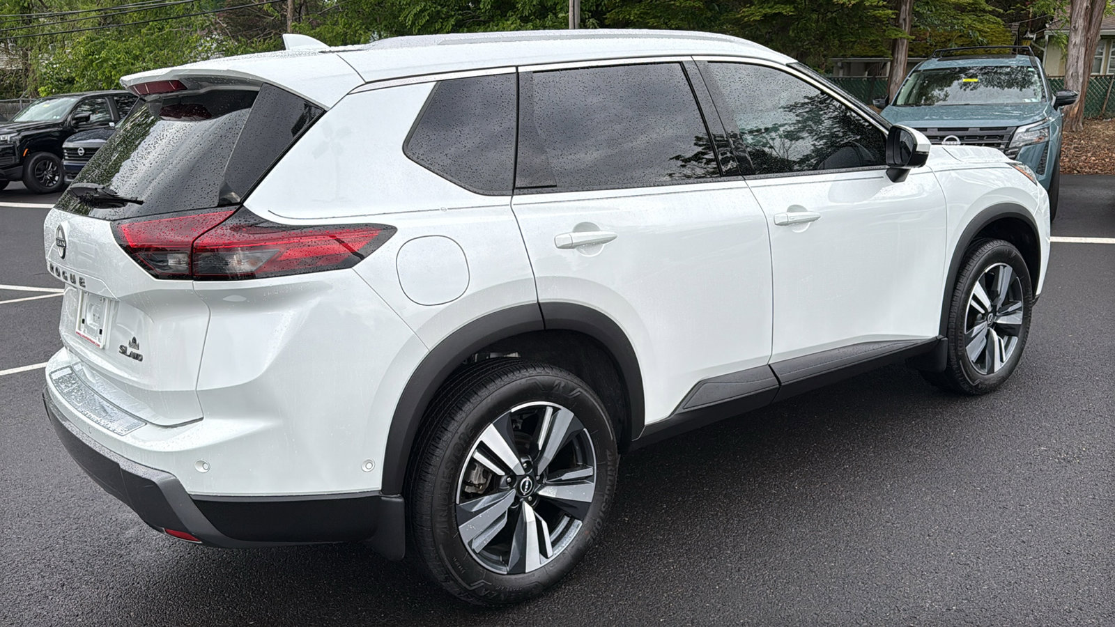 Certified 2024 Nissan Rogue SL AWD/4WD image 26
