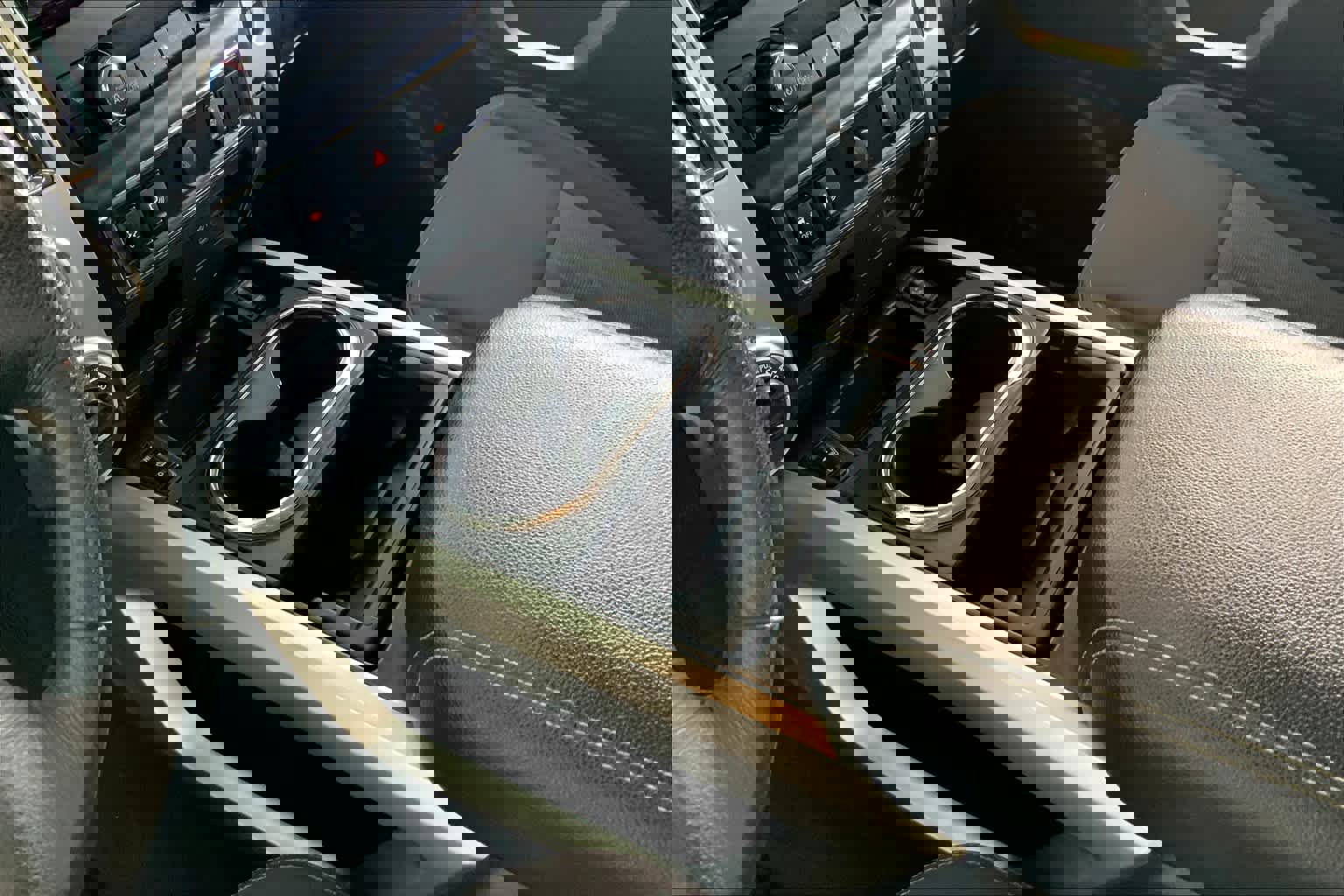 Used 2021 Nissan Titan SV w/ SV Convenience Package image 17